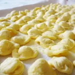 Le Orecchiette Pugliesi: Tradizione e Gusto della Puglia